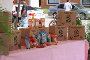 En la parroquia Coche, sector La Rinconada, se desarrolló una jornada de distribución de alimentos a través de los Comité Locales de Abastecimiento y Producción (CLAP).