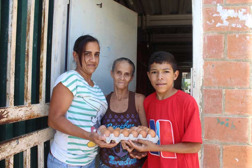 La Misión Alimentación continúo este jueves realizando jornadas de distribución proteína animal a precios acordados.