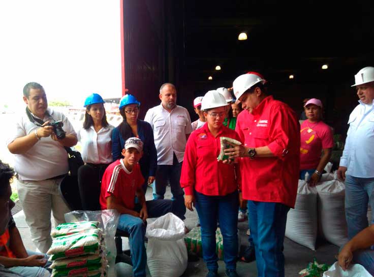 El titular de la cartera de alimentación, destacó que los empresarios de la región realizan sus aportes a la Misión Alimentación.